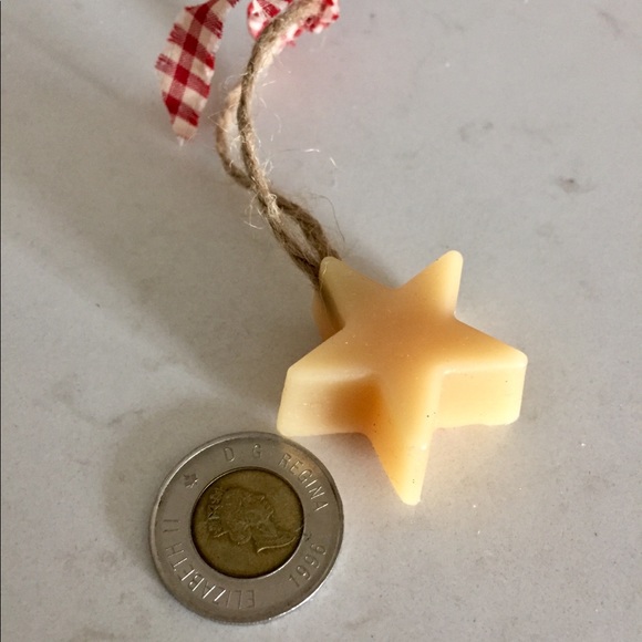 18 beeswax star ornaments - Picture 4 of 5